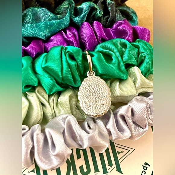 Wicked Assorted Scrunchies by Scunci - Picture 3 of 3